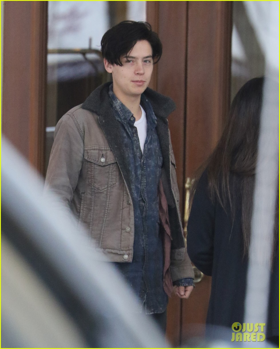 cole sprouse greets fans riverdale filming 02