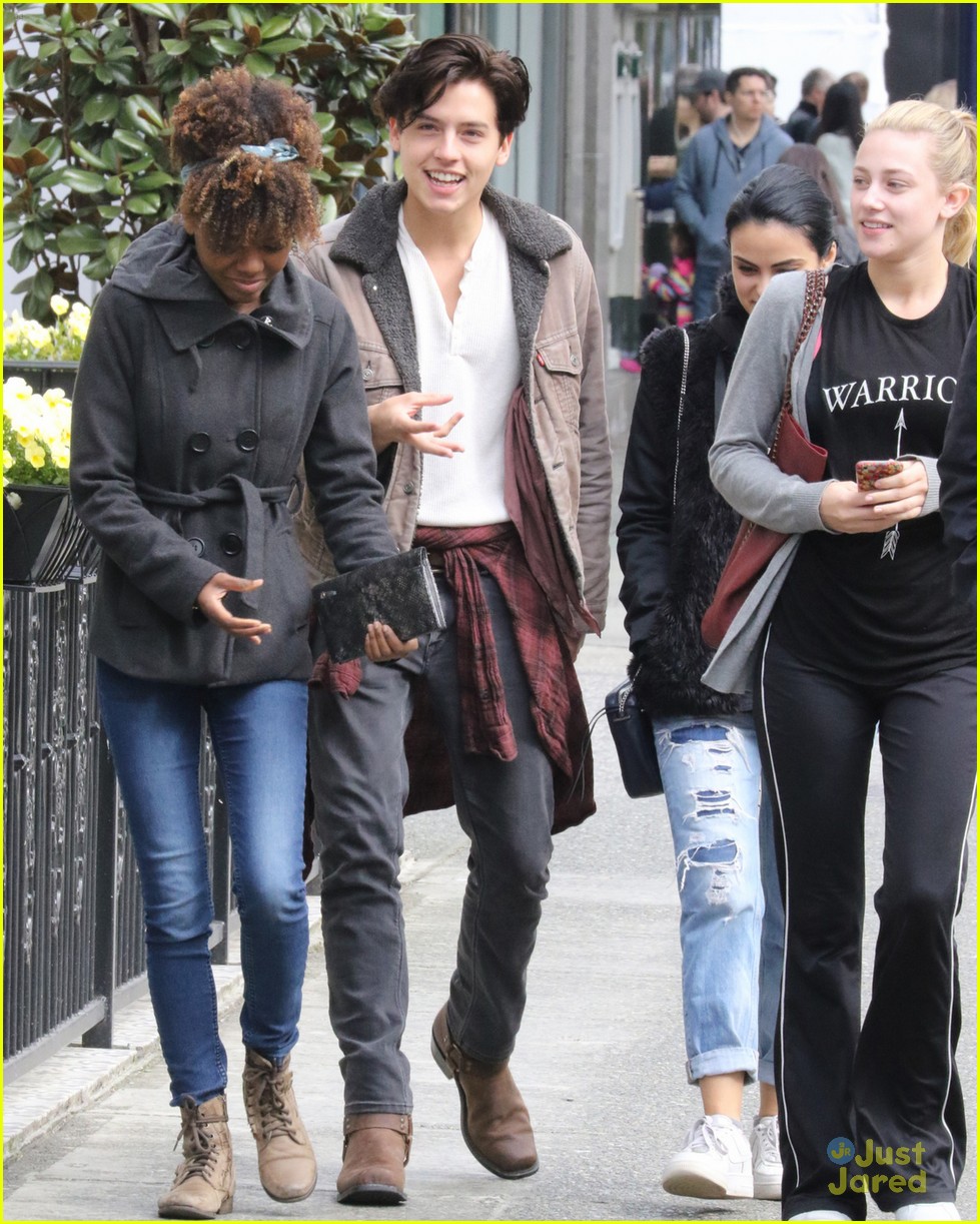 cole sprouse kj apa vancouver lunch riverdale 03