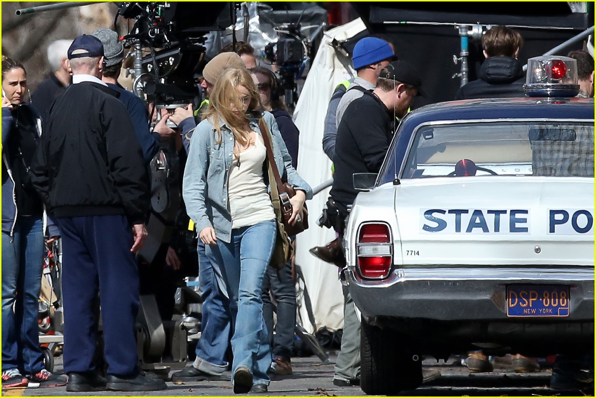 miley cyrus continues filming woody allen project 23