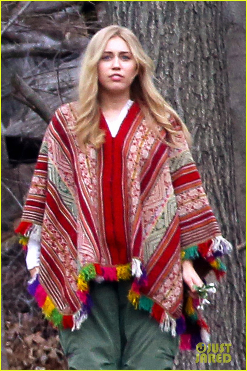 miley cyrus brings back long hair for woody allen project 14