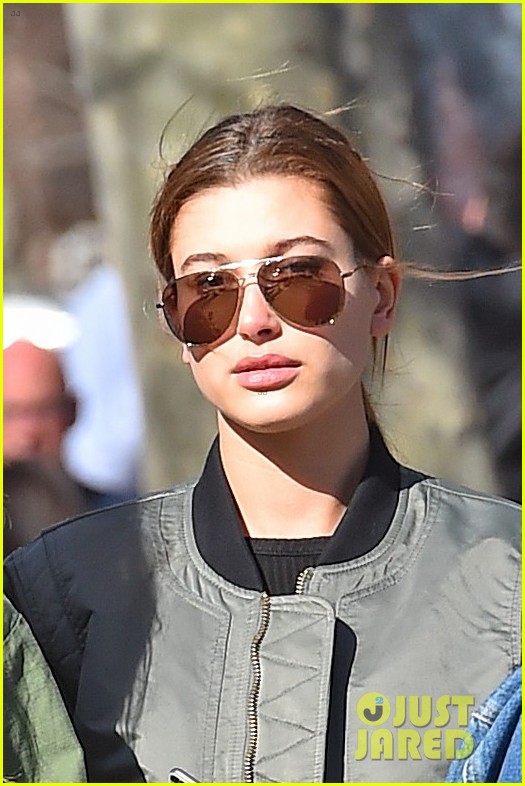 hailey baldwin steps out in nyc after paris fashion week 07
