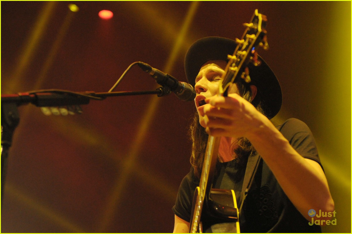 james bay tapped sport relief single 08