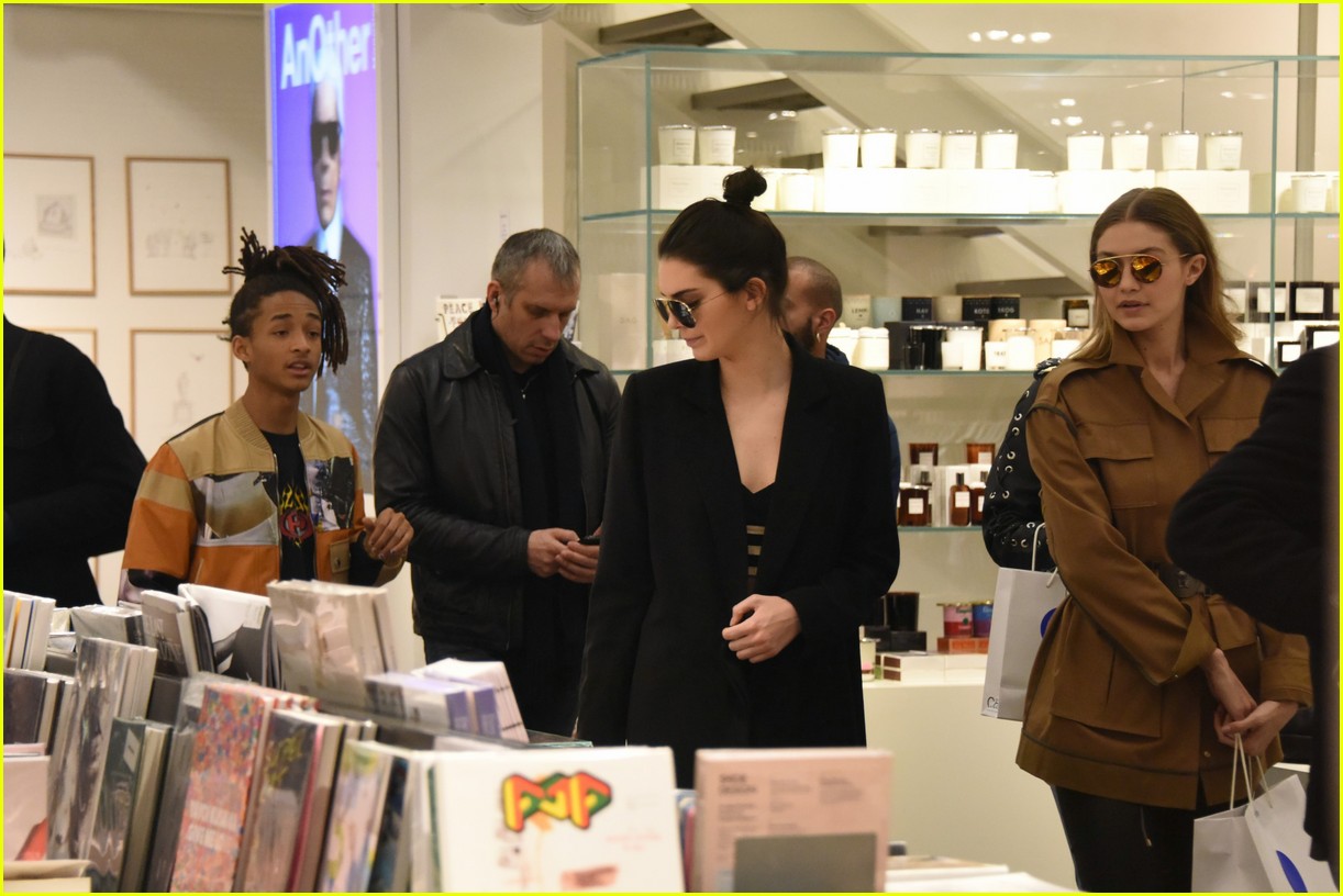 kendall jenner hadid sisters shop with jaden smith 16