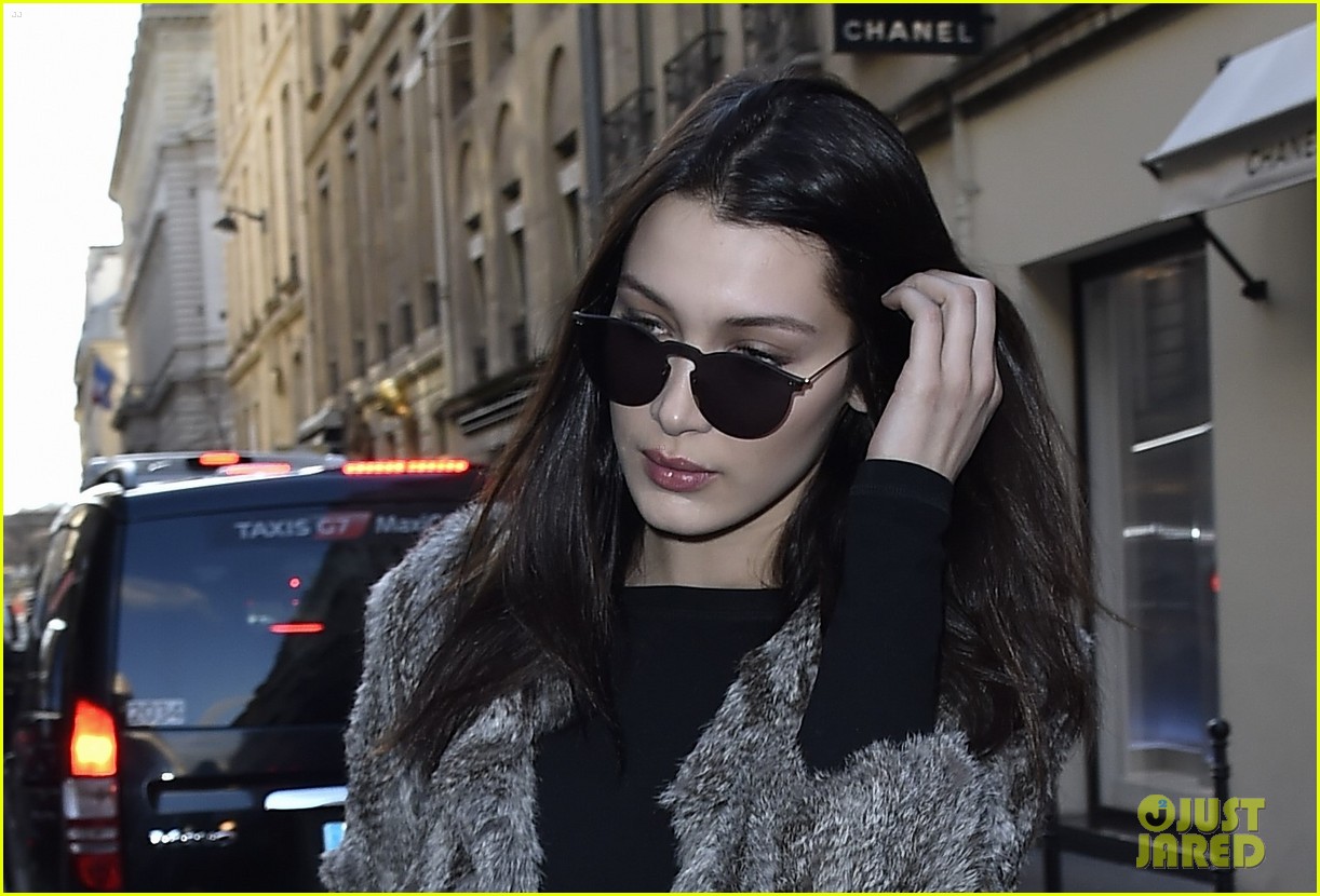 kendall jenner bella hadid prep for chanel show 12
