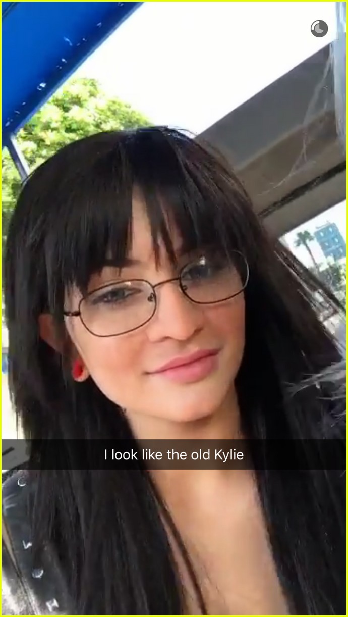 kylie jenner snapchat story khloe kardashian kendall jenner undercover 28