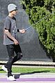 justin bieber plays a morning game of mini golf 31