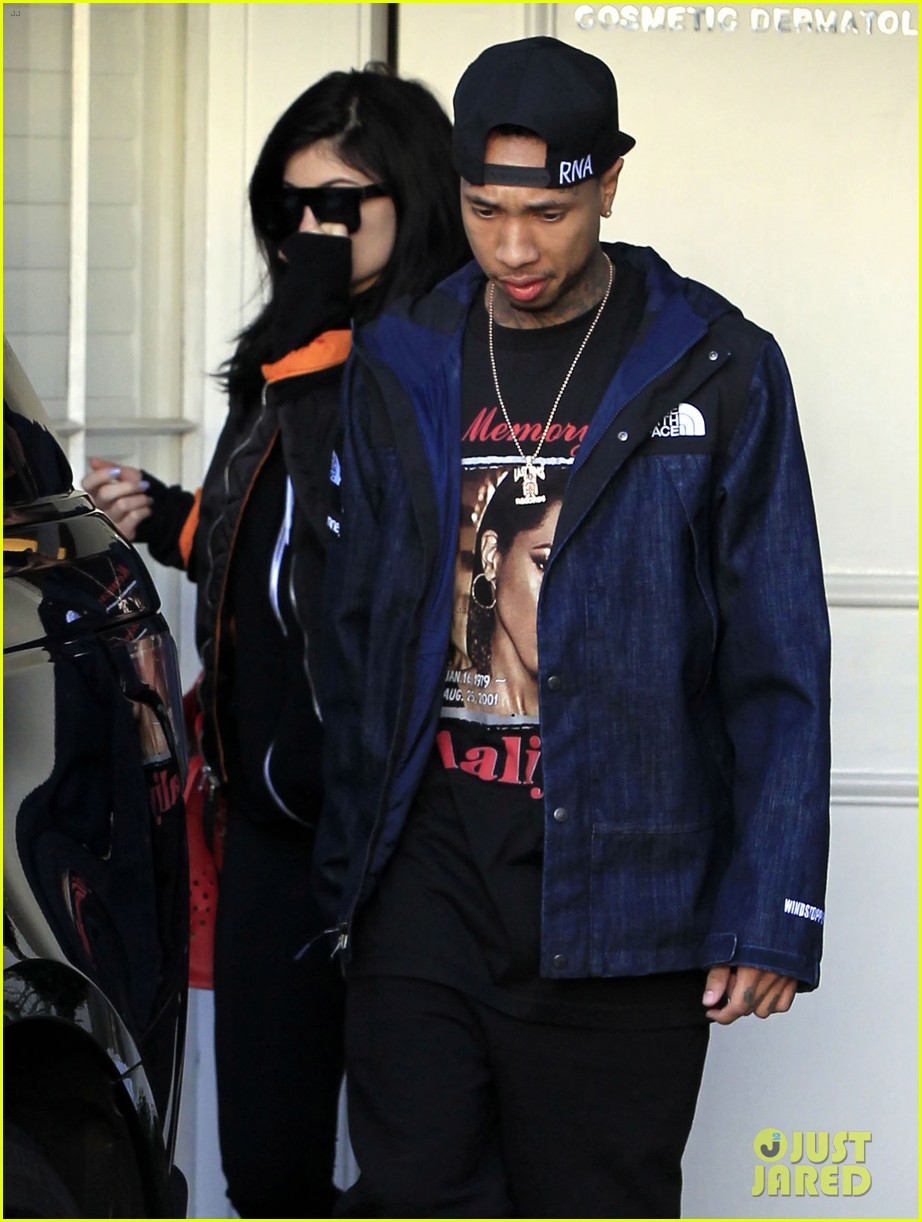 kylie jenner defends her relationship with tyga 02