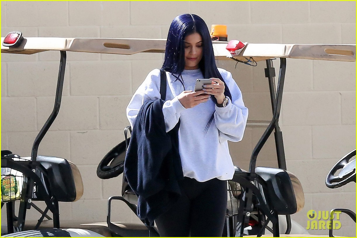kylie jenner midnight blue hair destroy hair quote 03