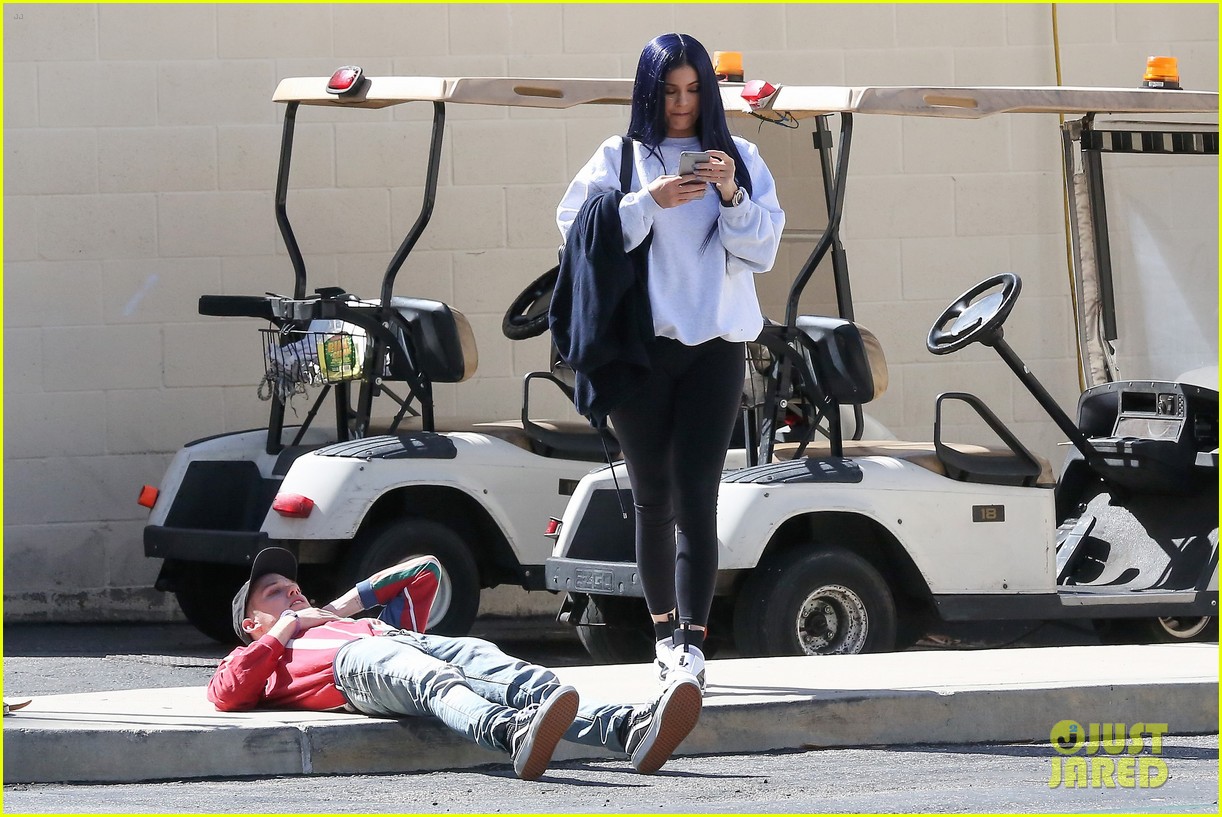 kylie jenner midnight blue hair destroy hair quote 12