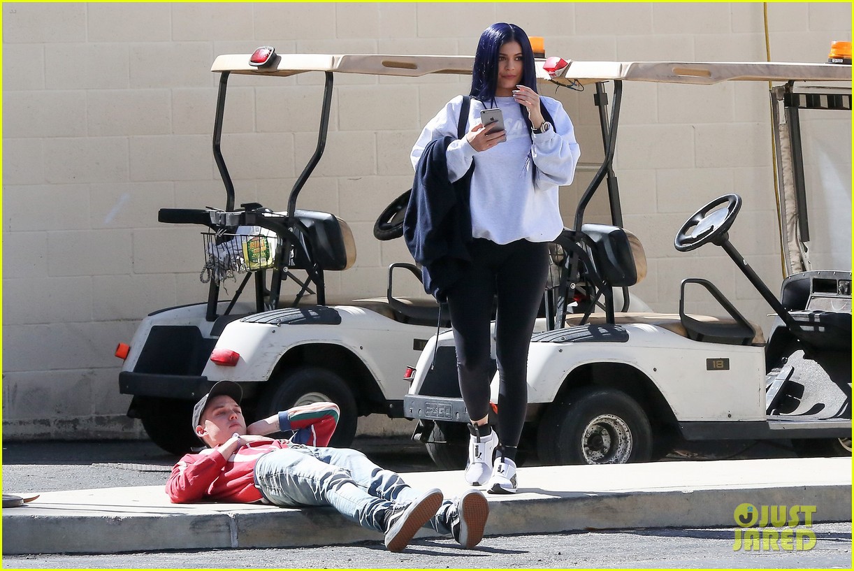 kylie jenner midnight blue hair destroy hair quote 22