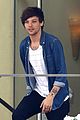 louis tomlinson visits danielle campbell hotel 02