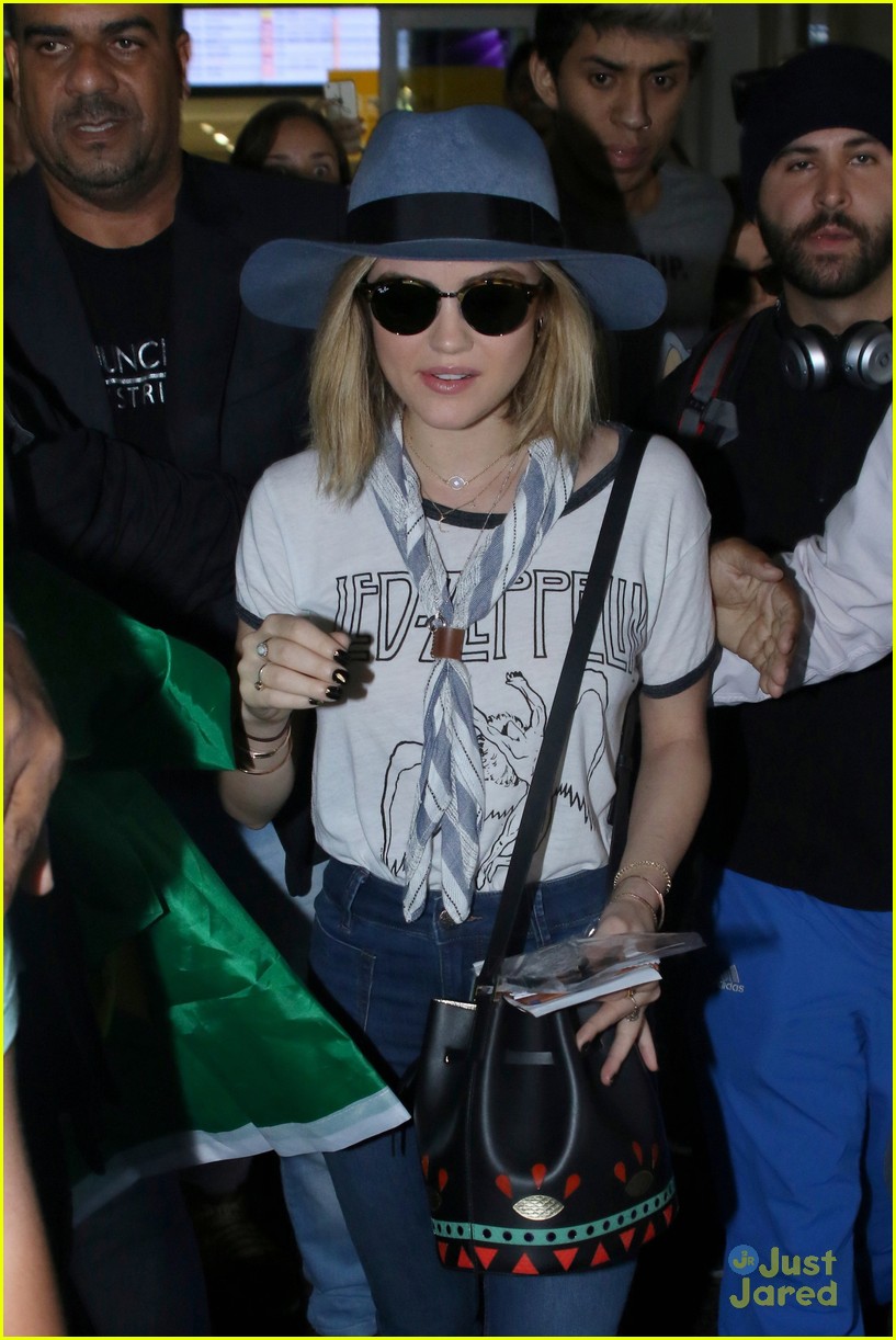 lucy hale brazil arrival shopping before convention 15