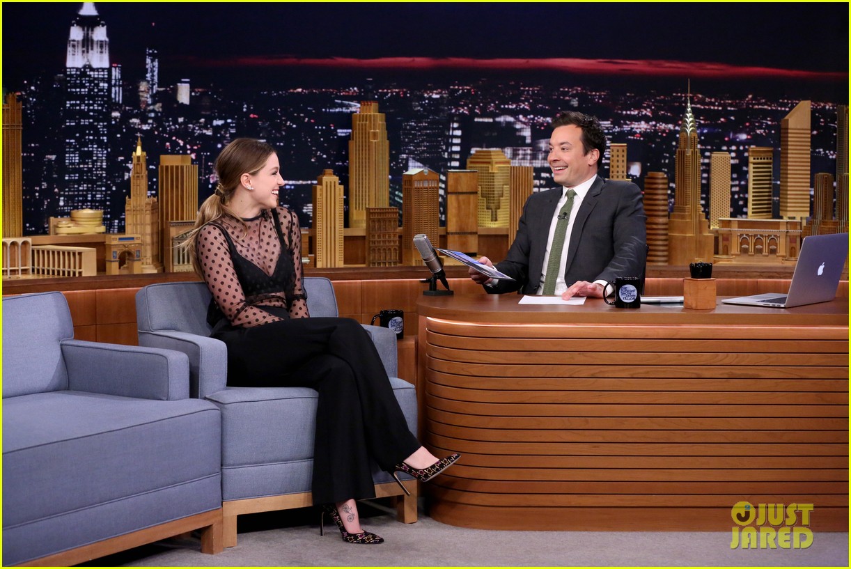 melissa benoist today stop fallon stack cups nyc 02