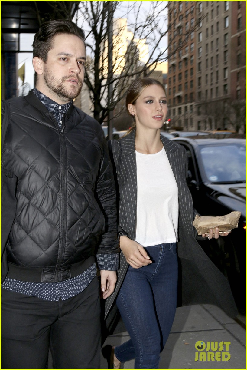 melissa benoist today stop fallon stack cups nyc 10