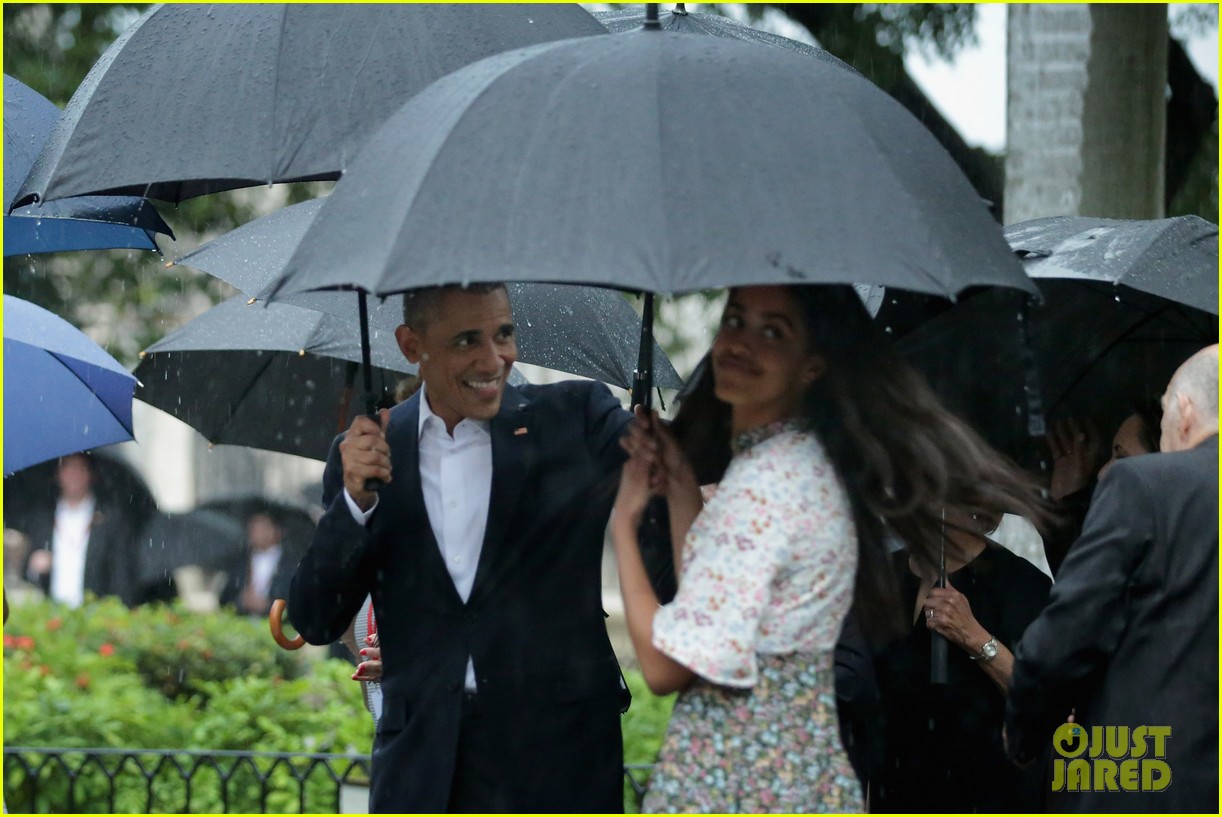 president obama family arrive in cuba 14