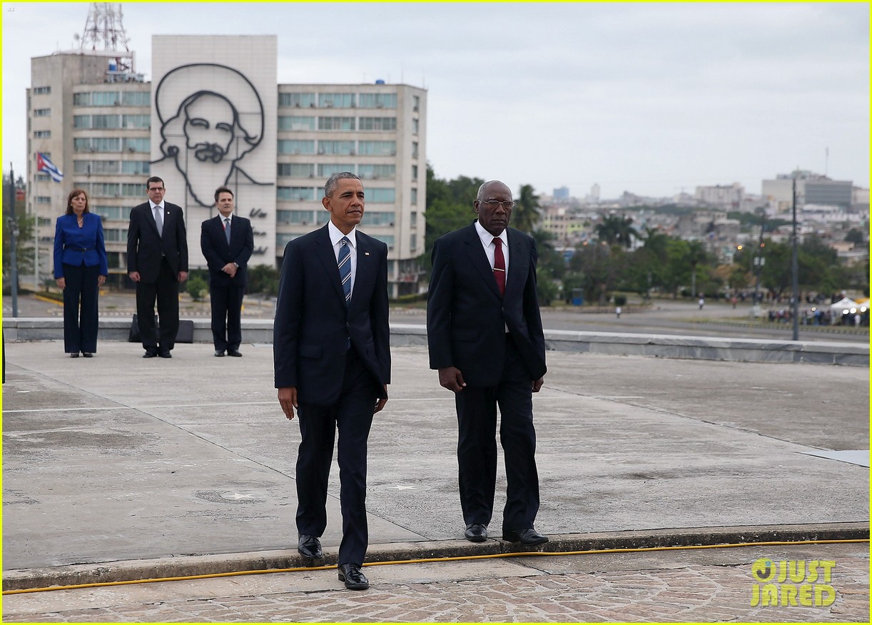 president obama family arrive in cuba 18