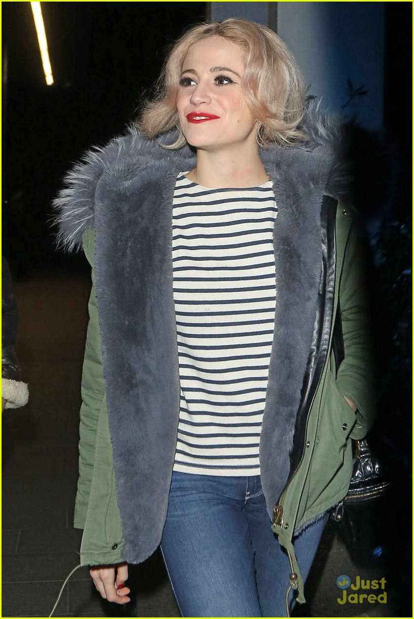 pixie lott red lip oliver relationship quotes 01