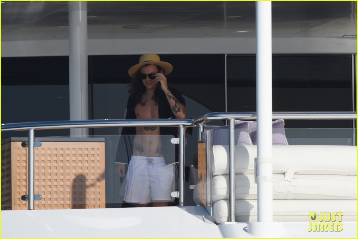 kendall jenner harry styles st barts vacation 20