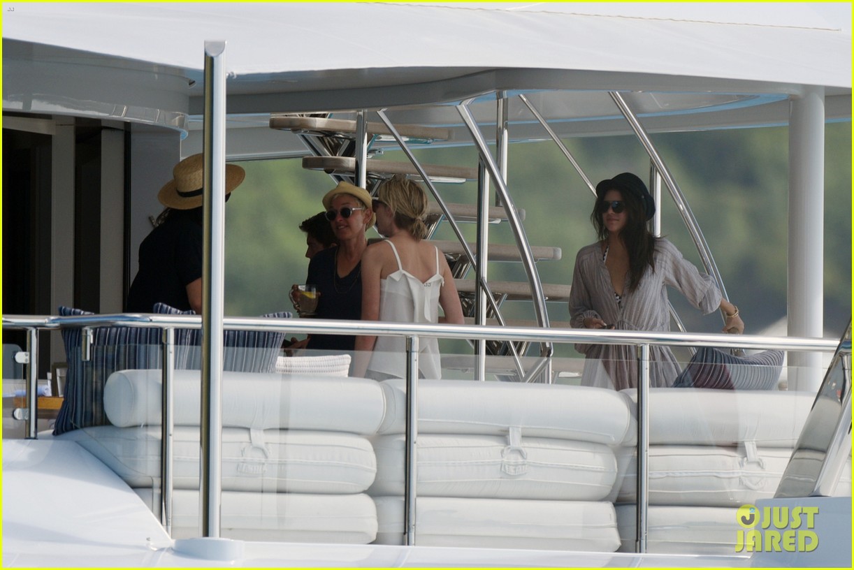kendall jenner harry styles st barts vacation 25