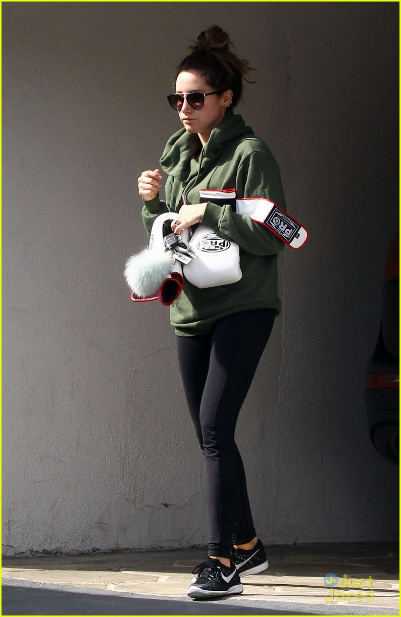 ashley tisdale boxing class bh cosmetics boxing 06