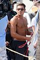 zac efron pull up contest baywatch 14