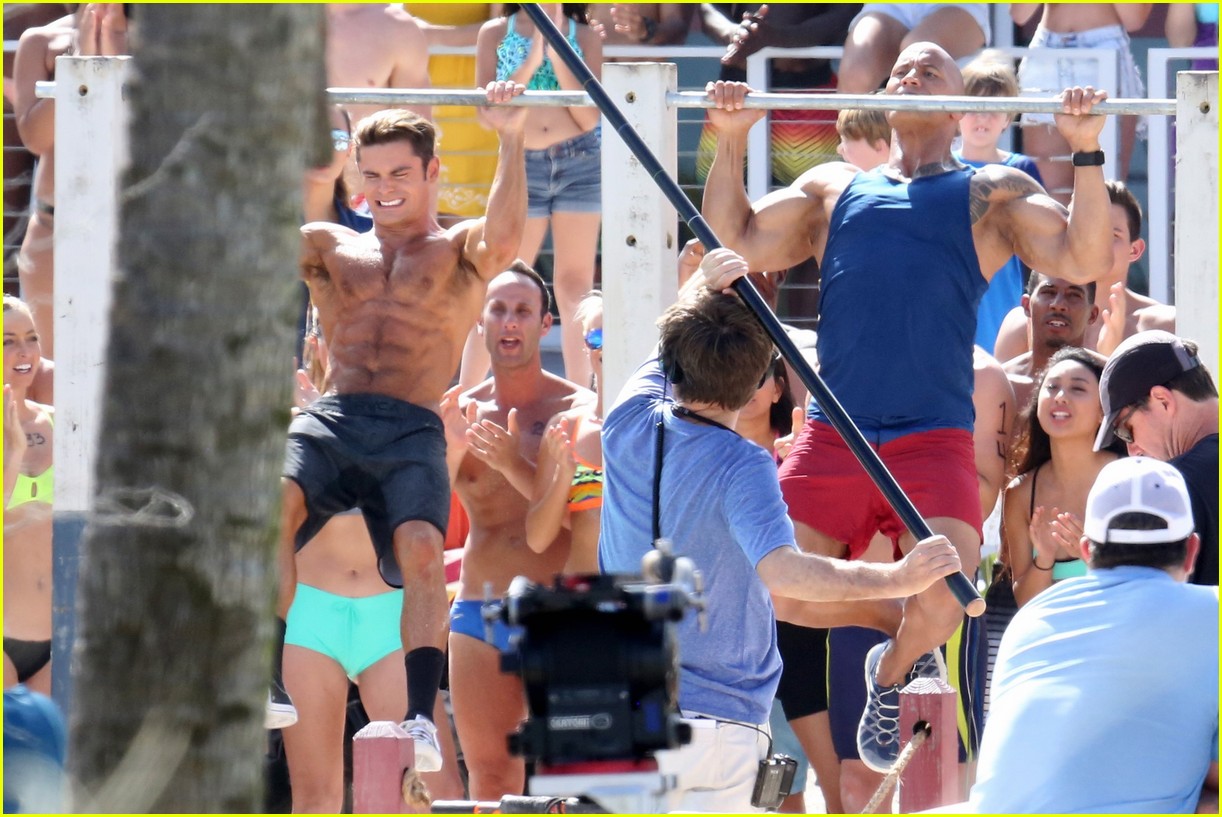zac efron pull up contest baywatch 10