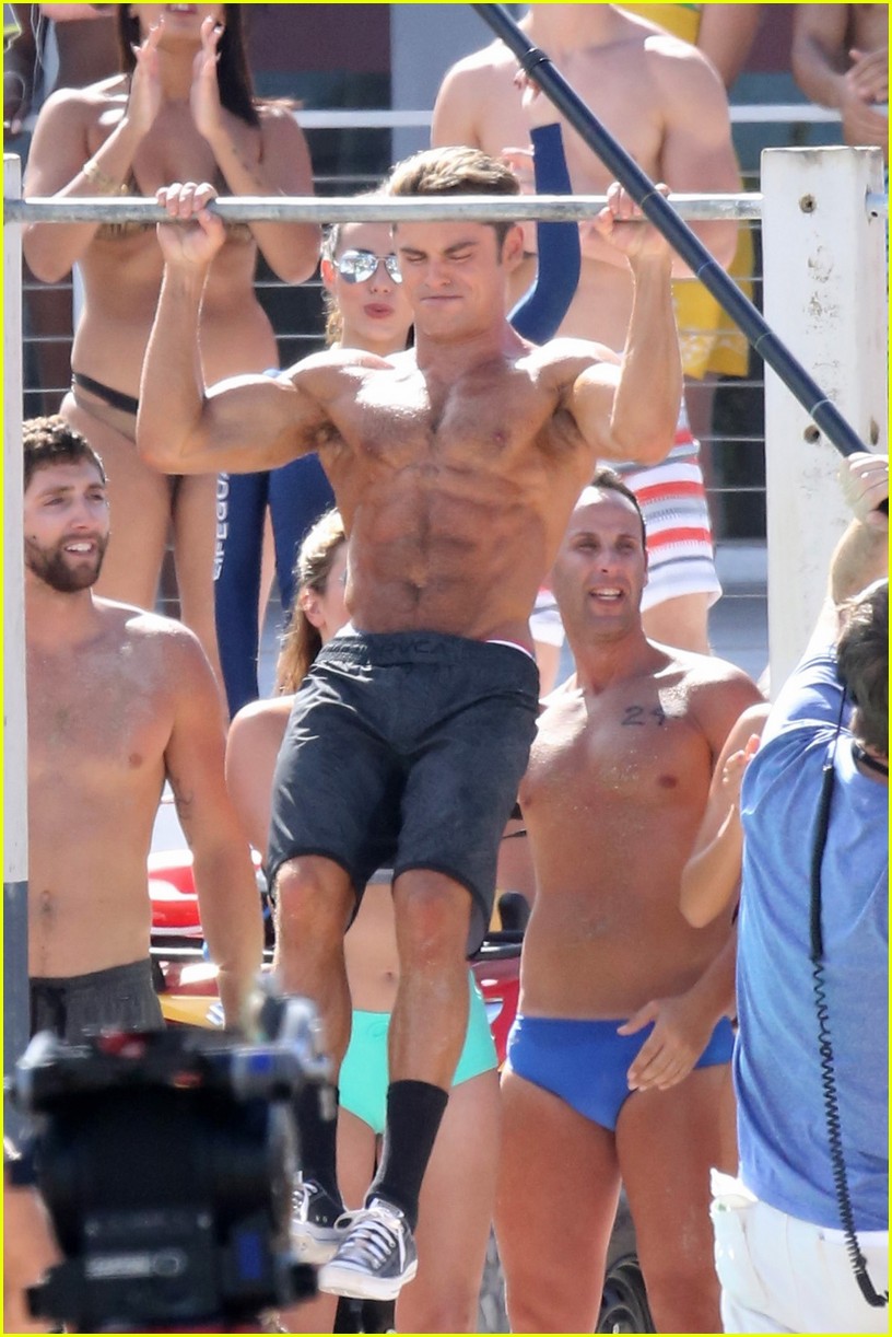 zac efron pull up contest baywatch 24