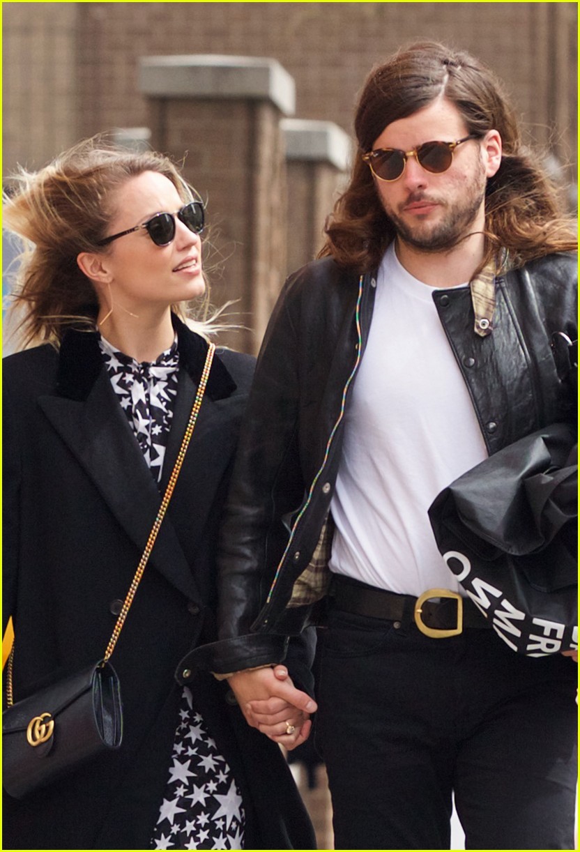 dianna agron holds hands with fiance out 03