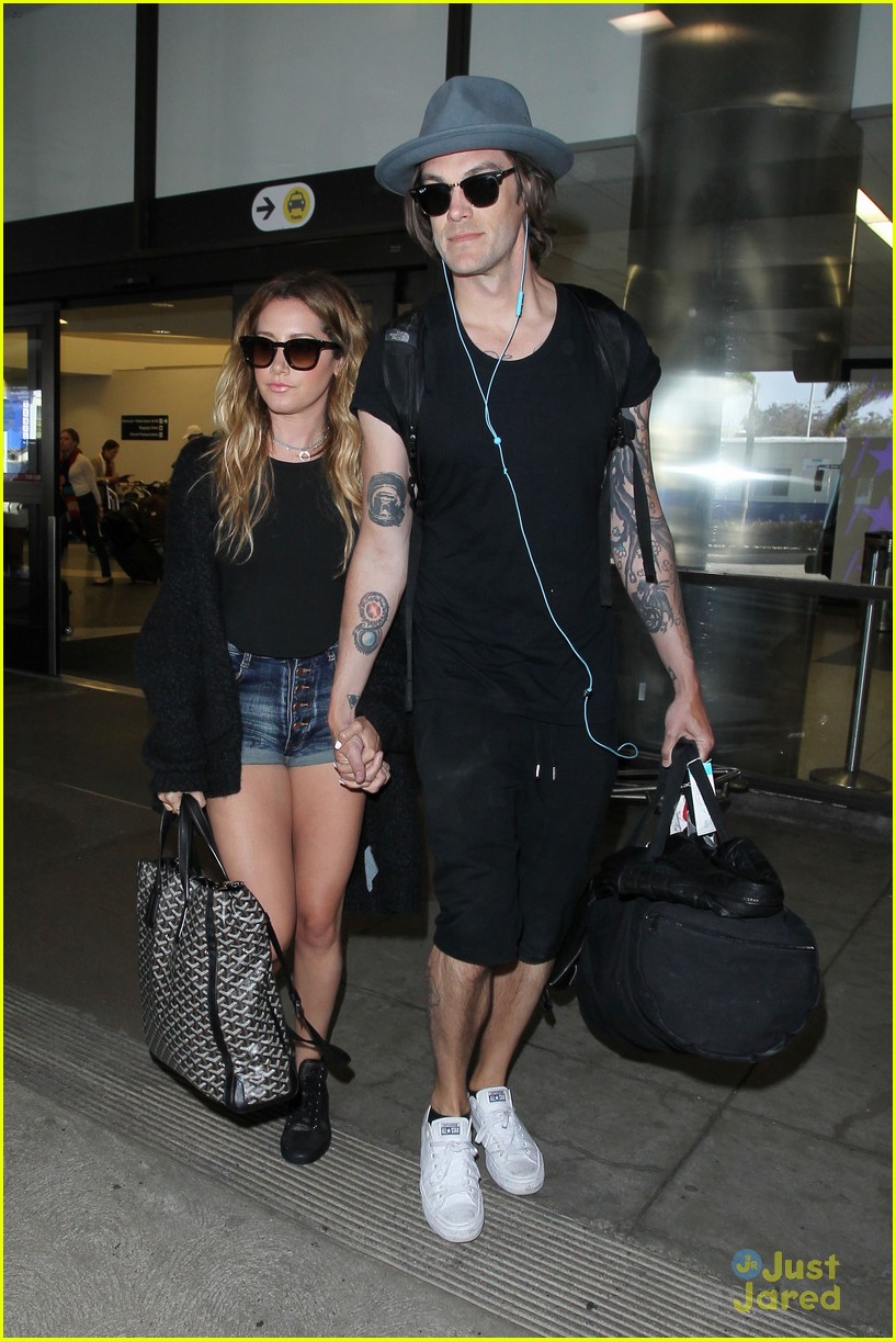 ashley tisdale christopher french back in los angeles 04