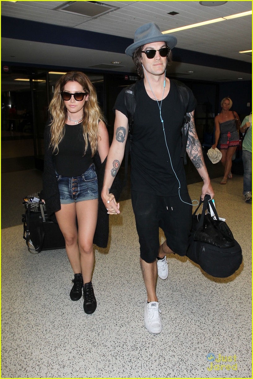 ashley tisdale christopher french back in los angeles 14