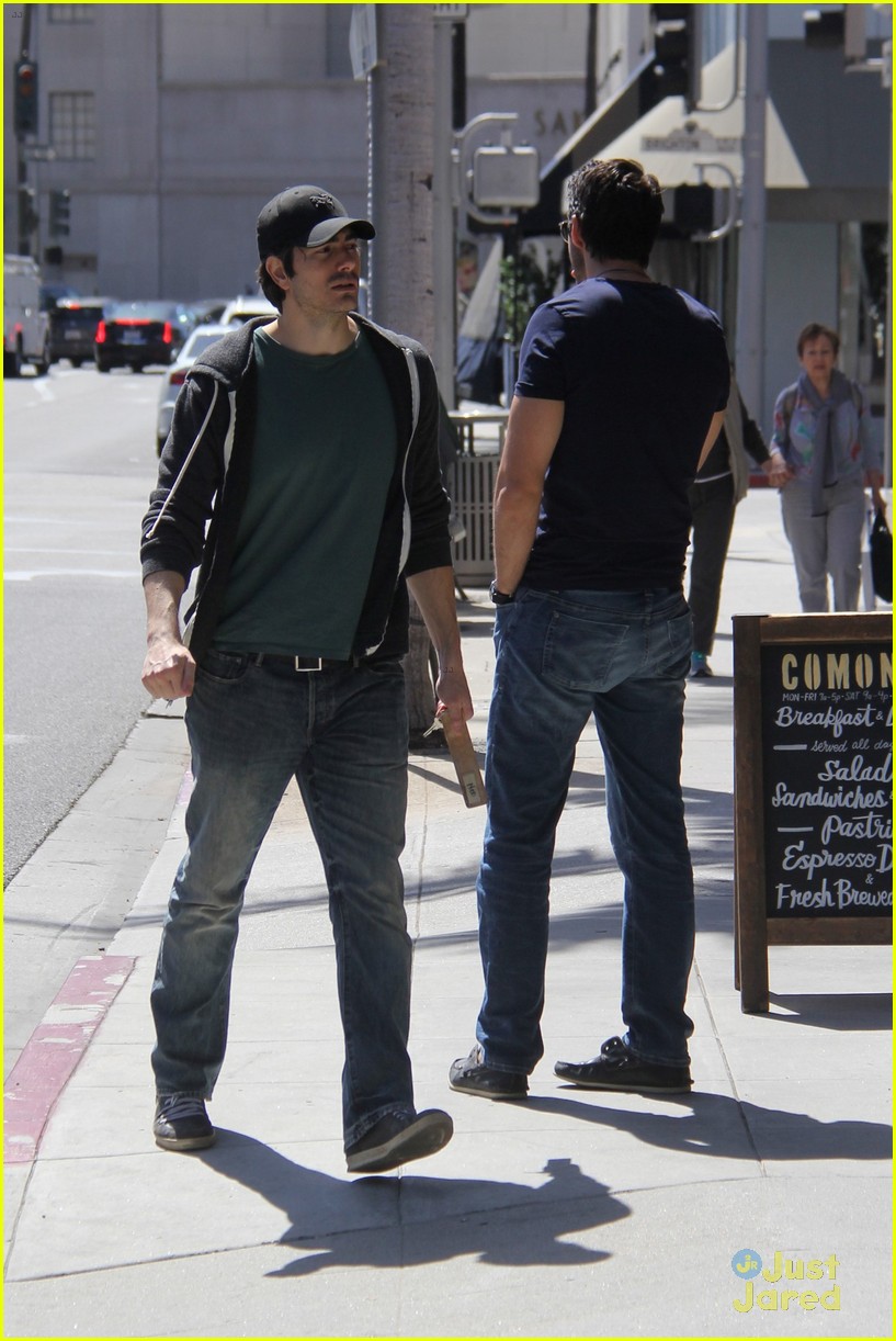 brandon routh out about los angeles 22