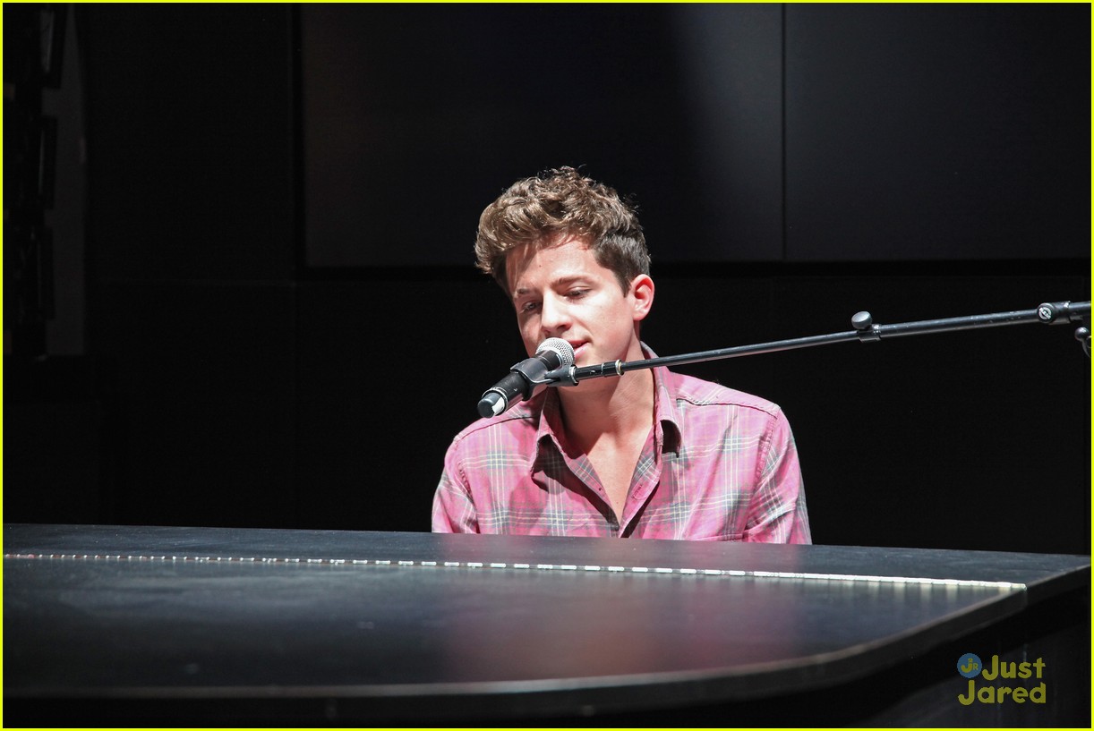 charlie puth samsung tv launch event 01