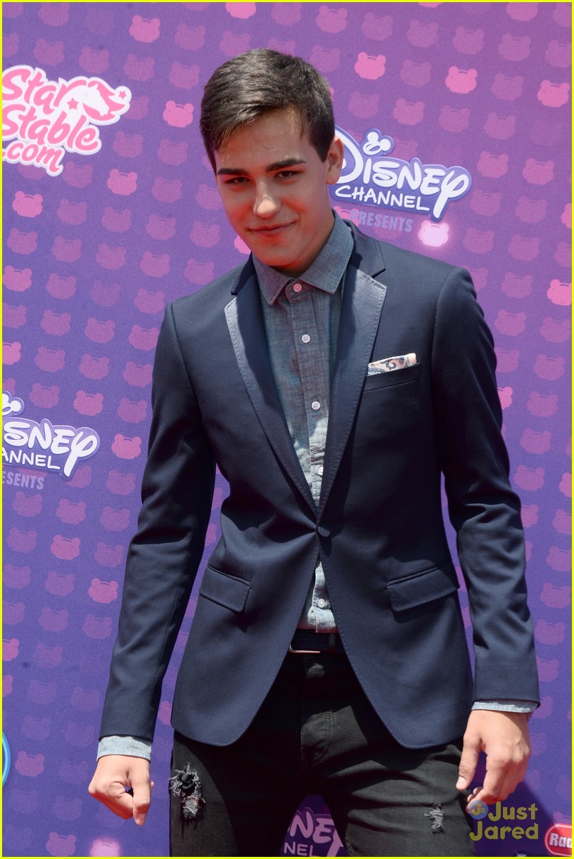 forever in your mind rdma red carpet 04