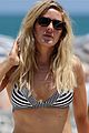 ellie goulding lounges beachside last day miami 02
