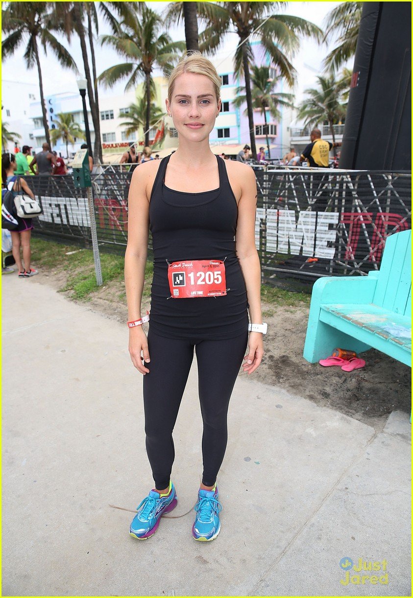 claire holt steven r mcqueen compete in triathlon together 03