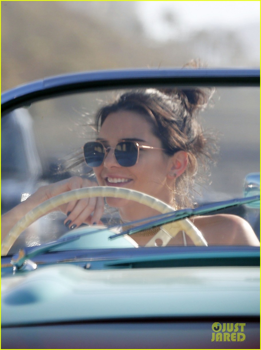 kendall jenner hangs brother rob classic car 01