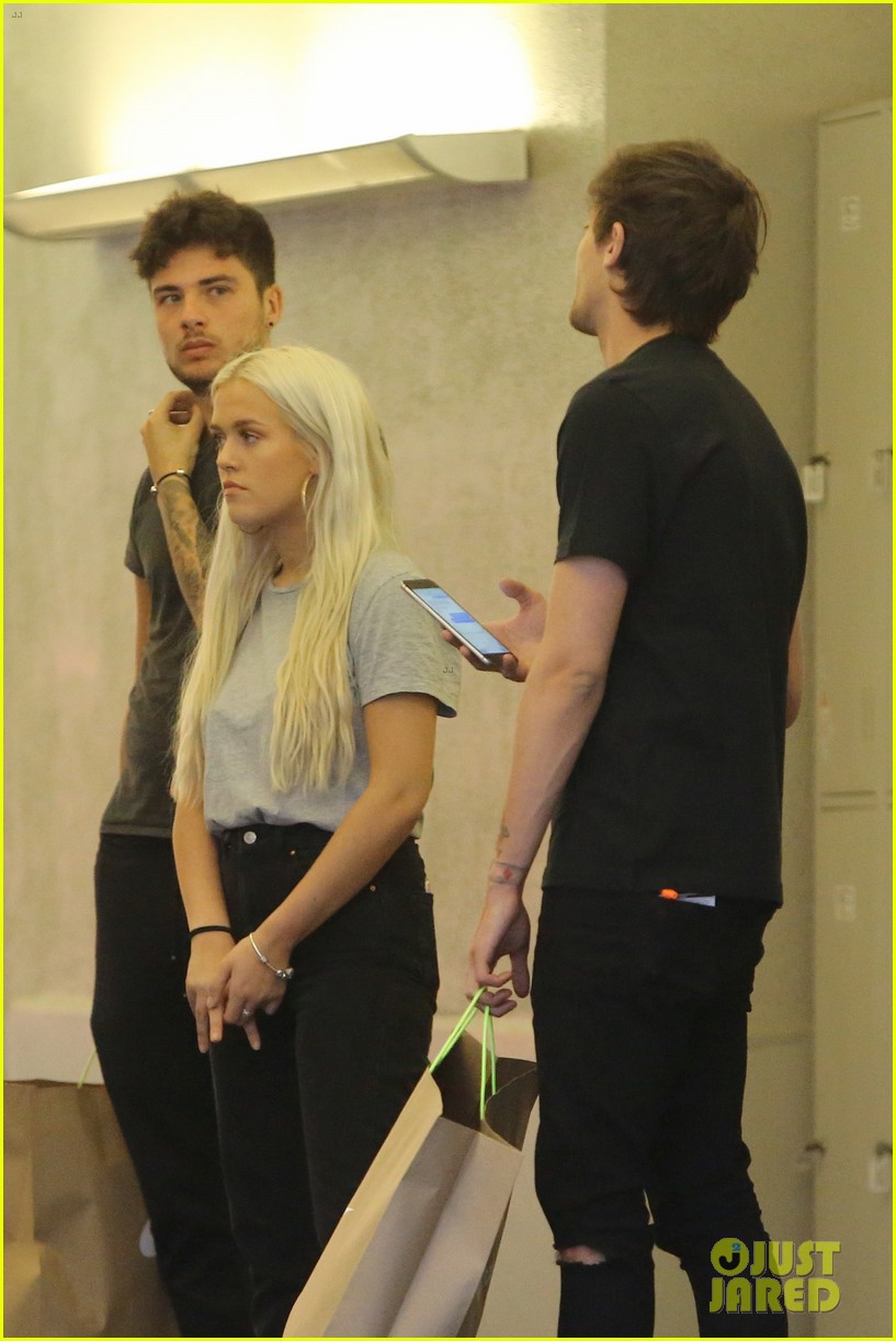 louis tomlinson spends the day with freddie and sister lottie 11