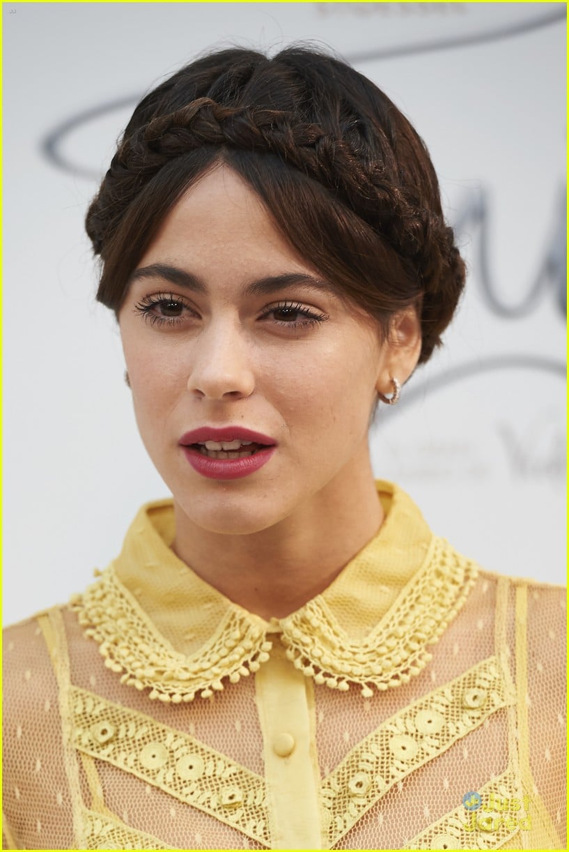 Martina Stoessel Is Happy To Have Been Violetta Photo 962170 martina-stoessel-is-happy-to-have-been-violetta-photo-962170