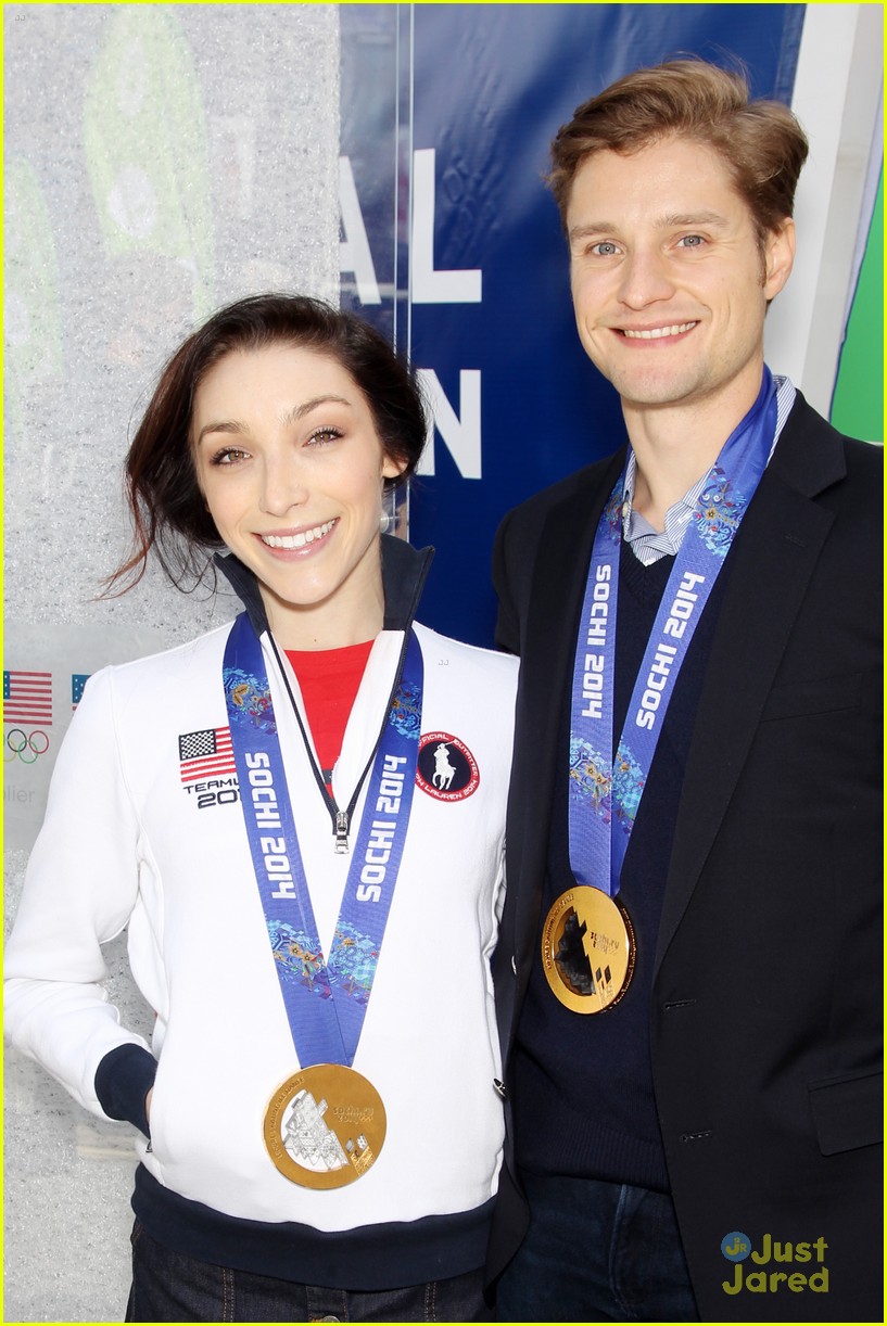 meryl davis charlie white discuss returning to competition airweave road rio event 09