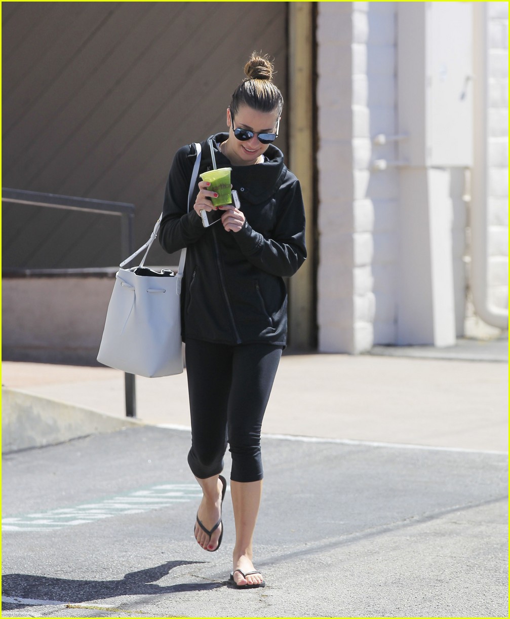 lea michele green juice after gym 05