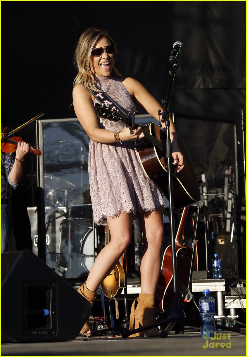 maddie tae being woman country music 10