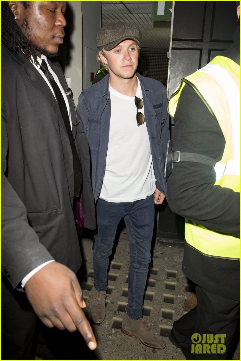 niall horan steps out on niall horan day 02