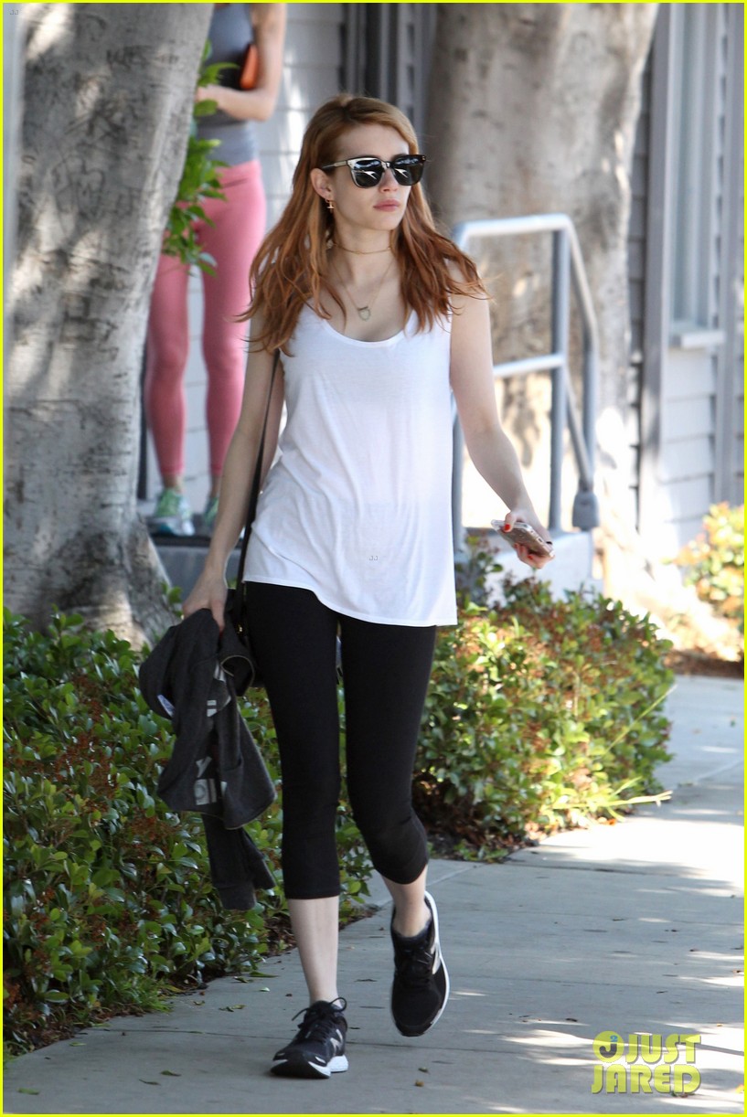 emma roberts starts week with workout 07