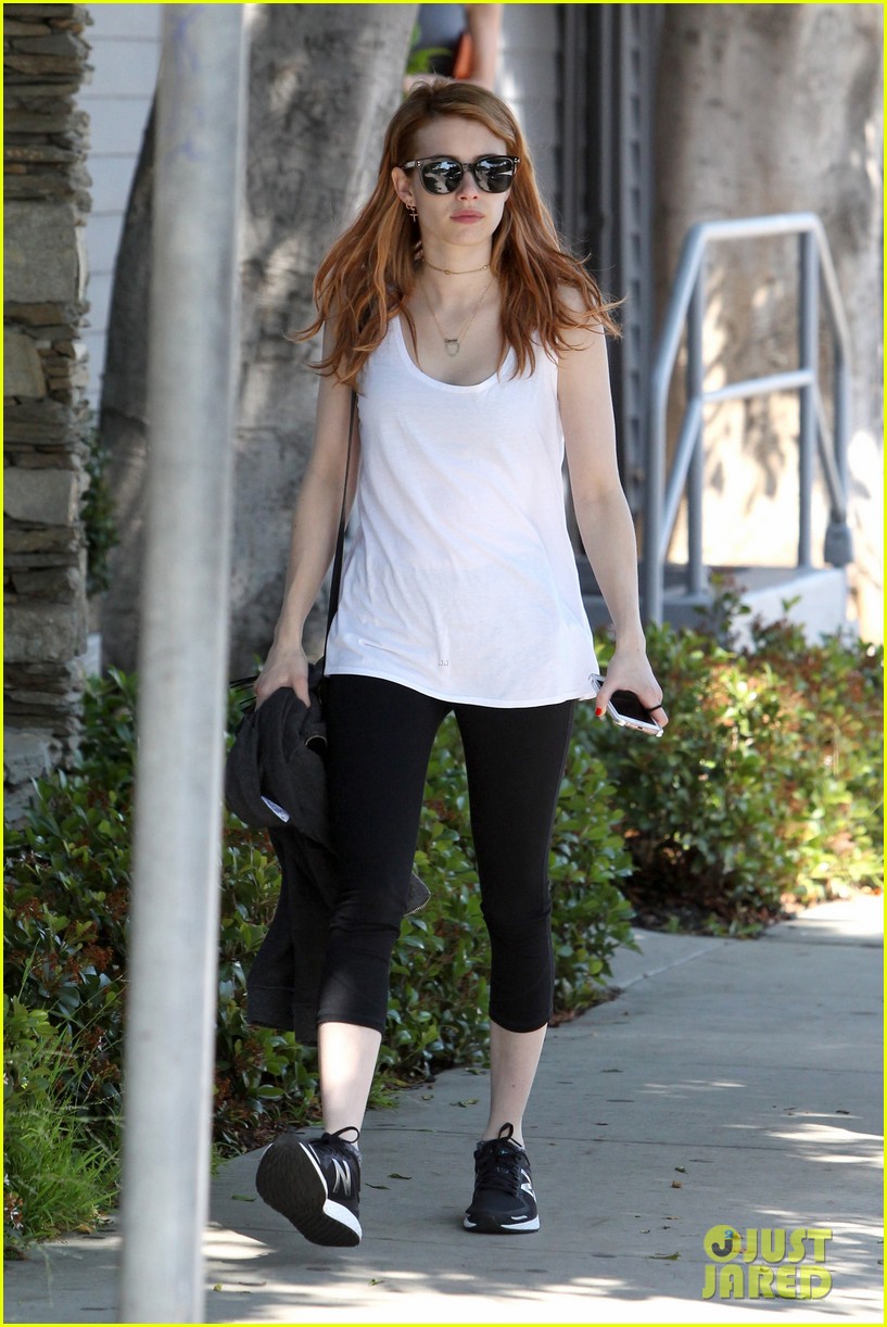 emma roberts starts week with workout 12