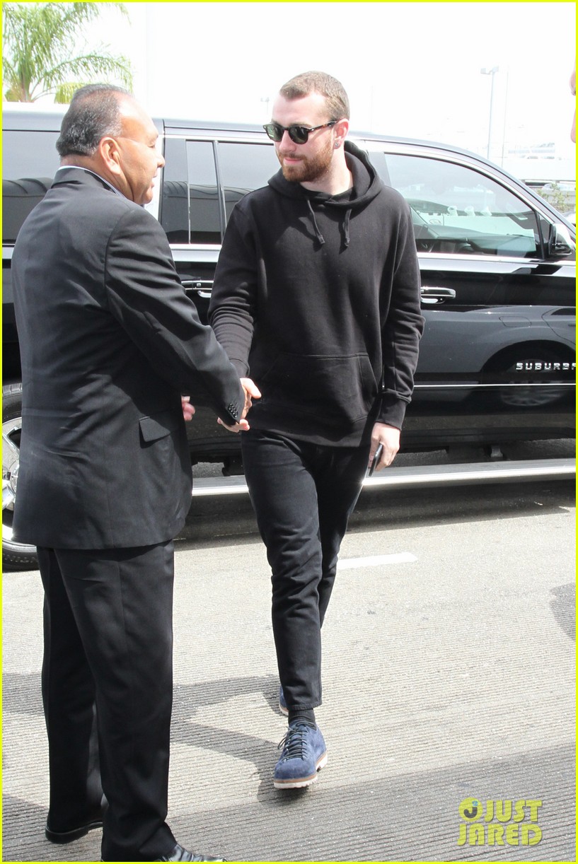 sam smith heads out of la after coachella 01