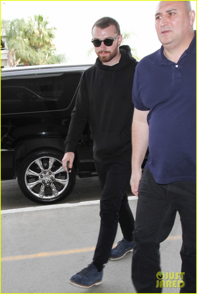 sam smith heads out of la after coachella 07
