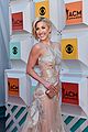 savannah chrisley blair fowler collins key acm awards 02