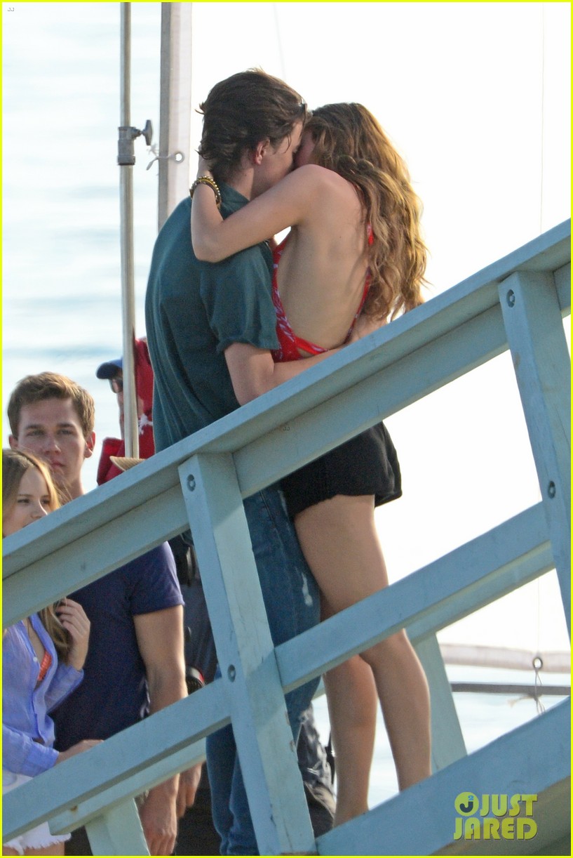bella thorne makes out with nash grier for new movie 13