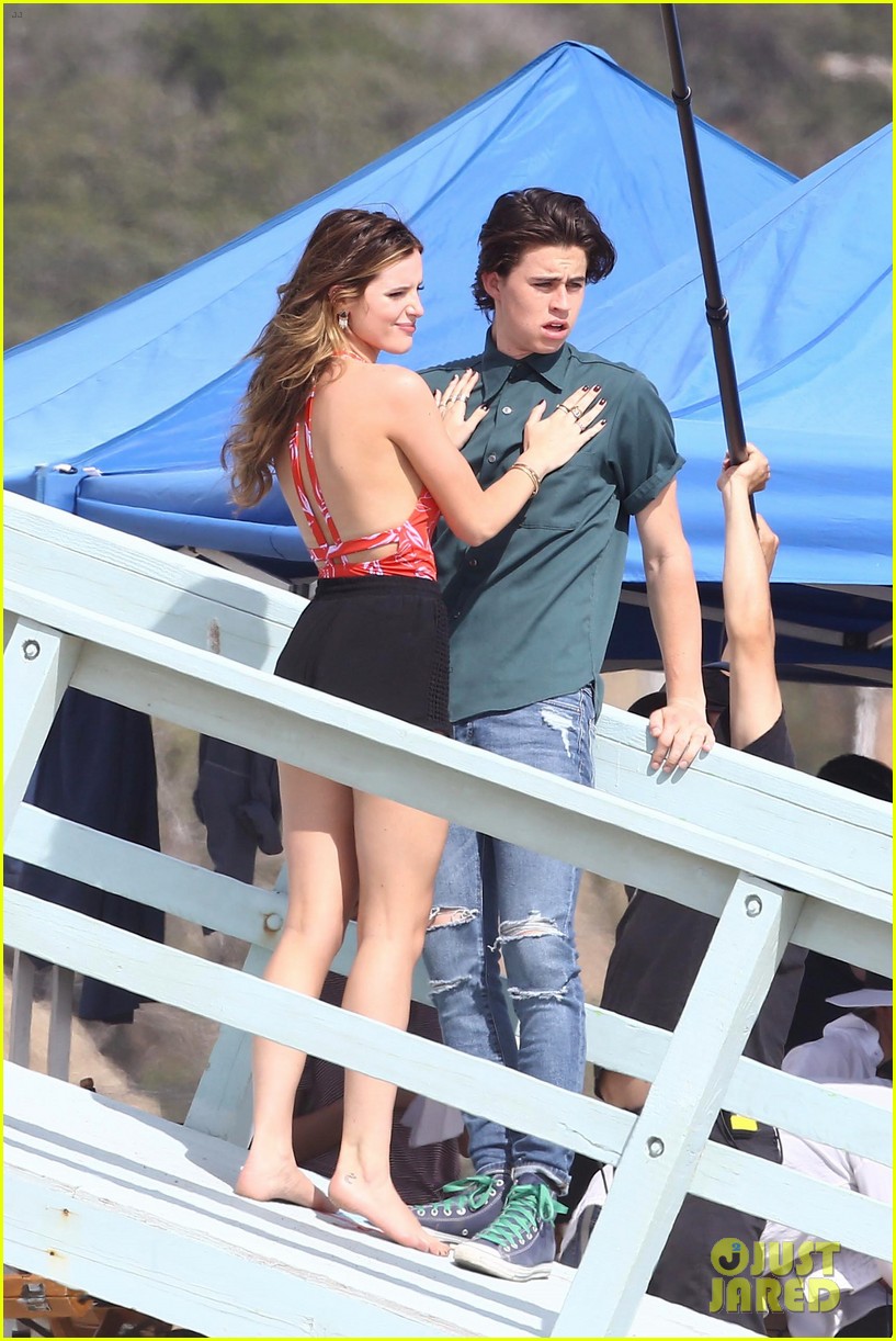 bella thorne makes out with nash grier for new movie 33