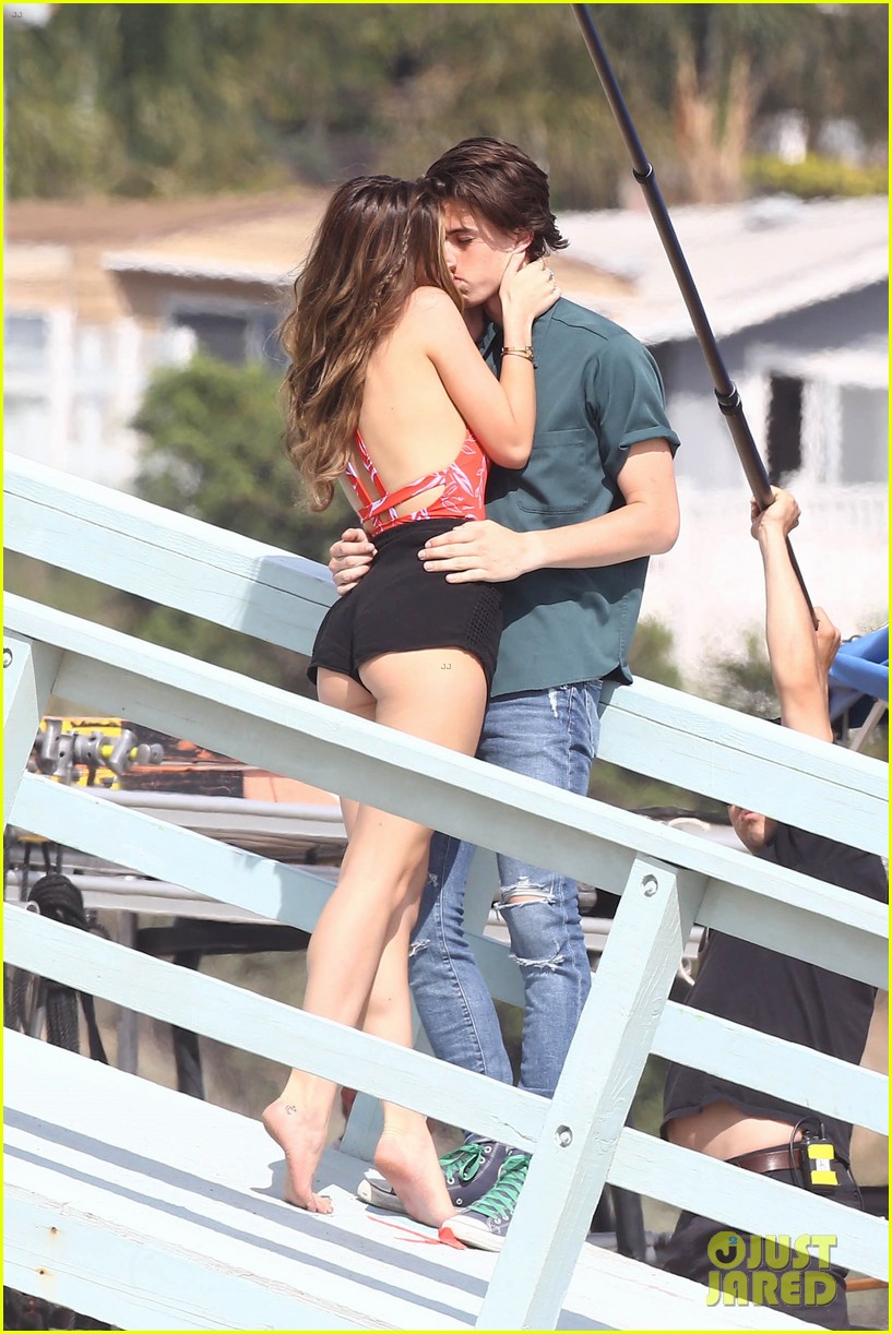 bella thorne makes out with nash grier for new movie 34